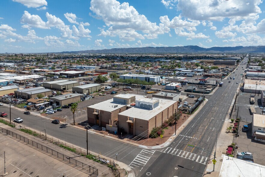 1833-1841 W Buchanan St, Phoenix, AZ à vendre - Aérien – Image 3 sur 13