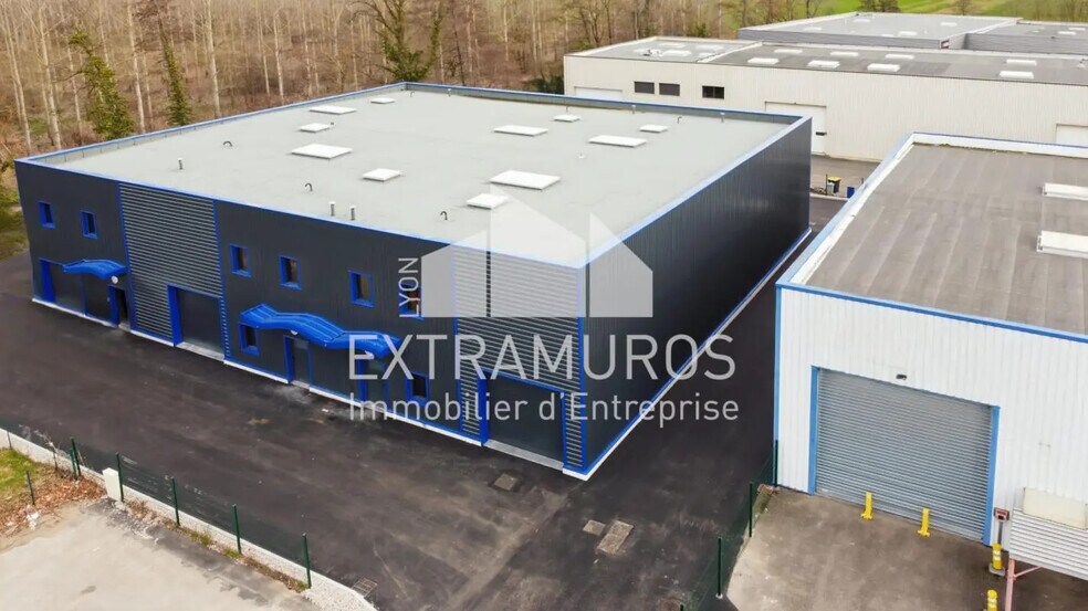 Local d’activités dans Miribel à louer - Photo de l’immeuble – Image 3 sur 9