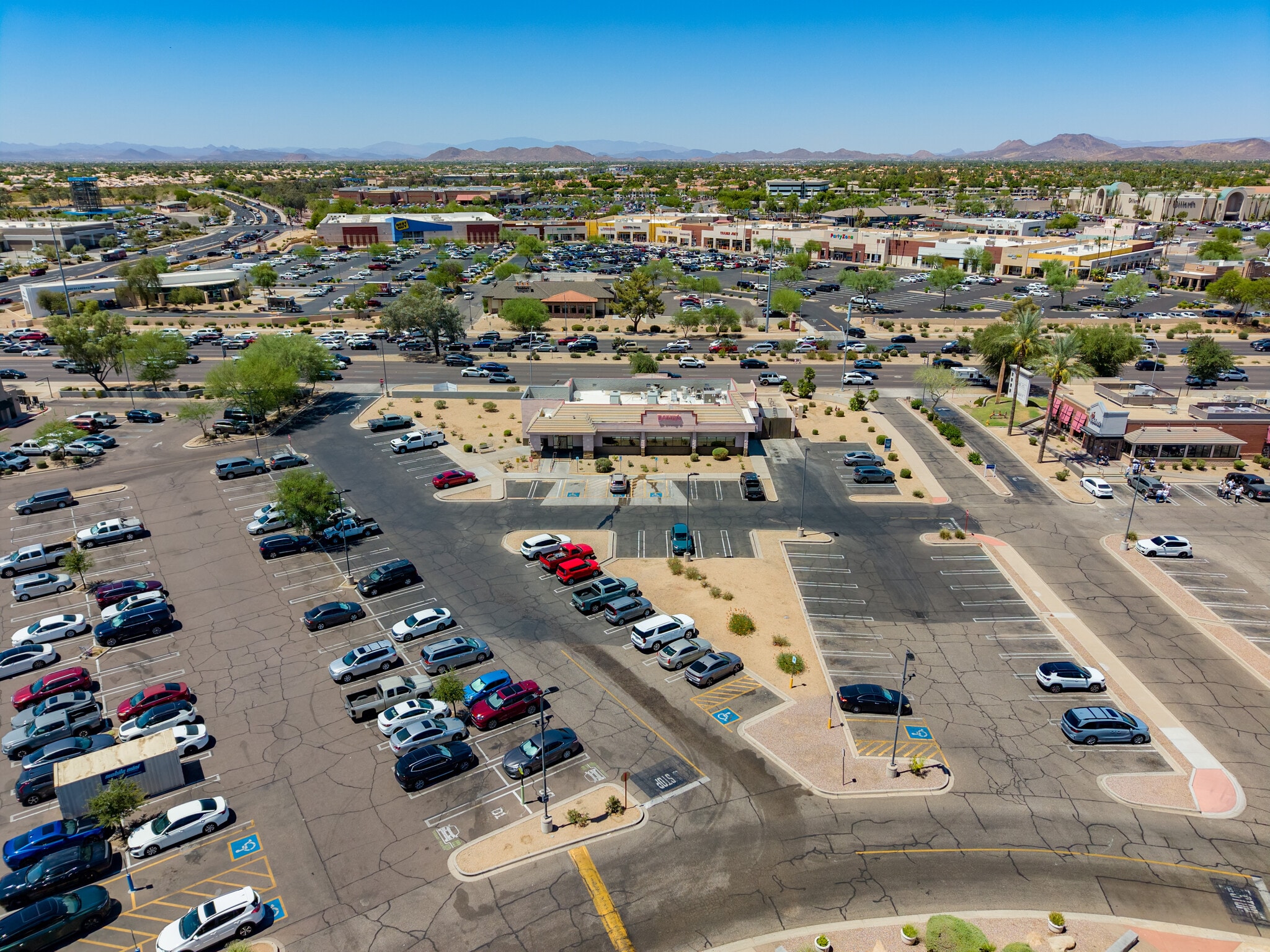 8131 W Bell Rd, Peoria, AZ à vendre Photo principale– Image 1 sur 7