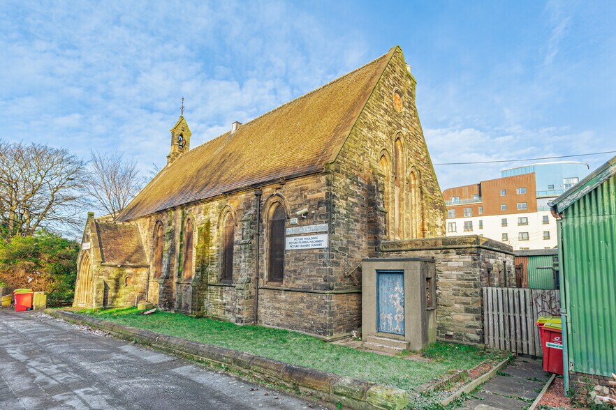 227 Granton Rd, Edinburgh à vendre - Photo principale – Image 1 sur 2