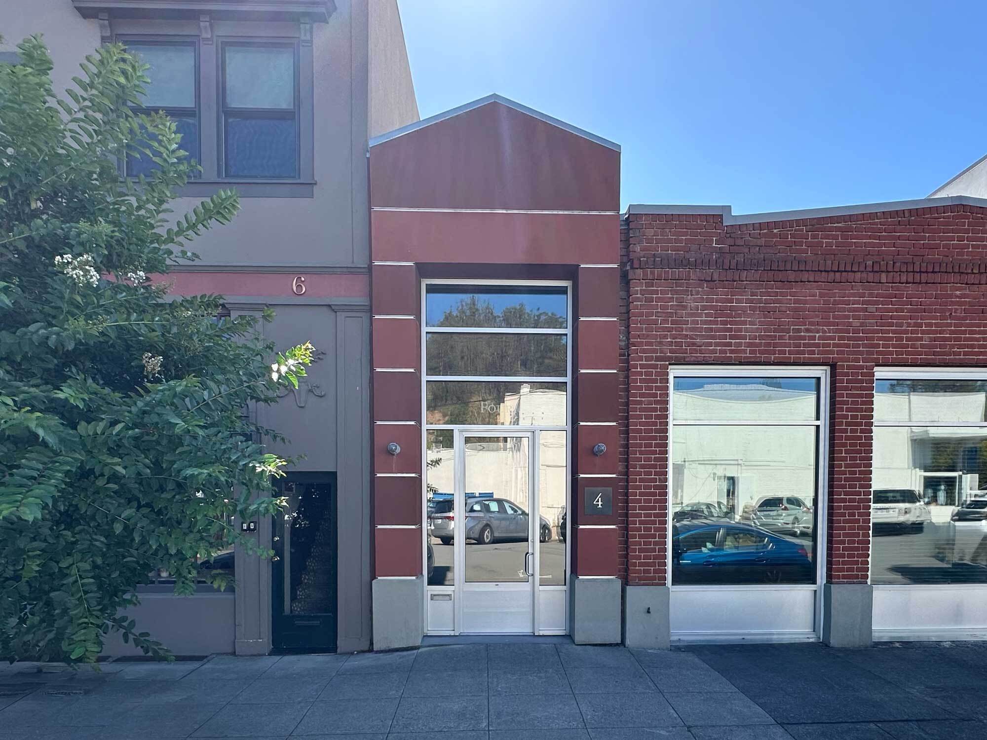 4 Bank St, San Anselmo, CA à louer Photo principale– Image 1 sur 11