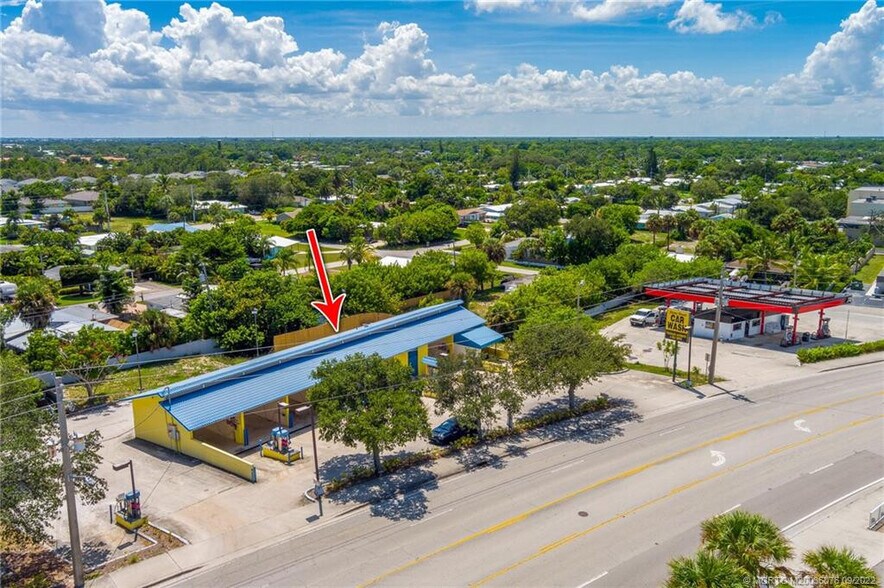 1630 NE Jensen Beach Blvd, Jensen Beach, FL à vendre - Photo de l’immeuble – Image 3 sur 28
