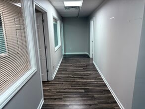 1910 Garden Springs Dr, Lexington, KY à louer Photo intérieure– Image 1 sur 10