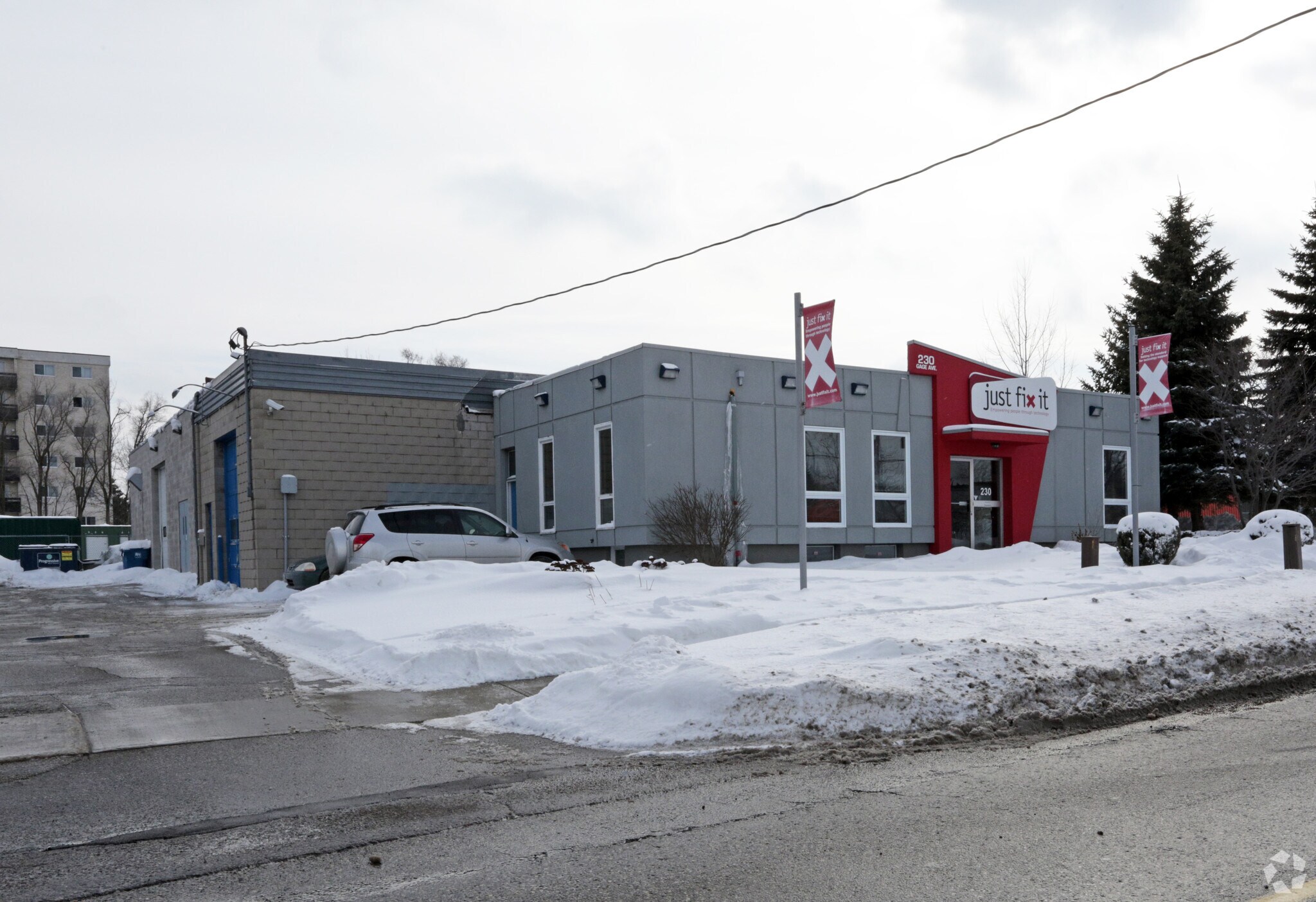 230 Gage Ave, Kitchener, ON à louer Photo principale– Image 1 sur 3
