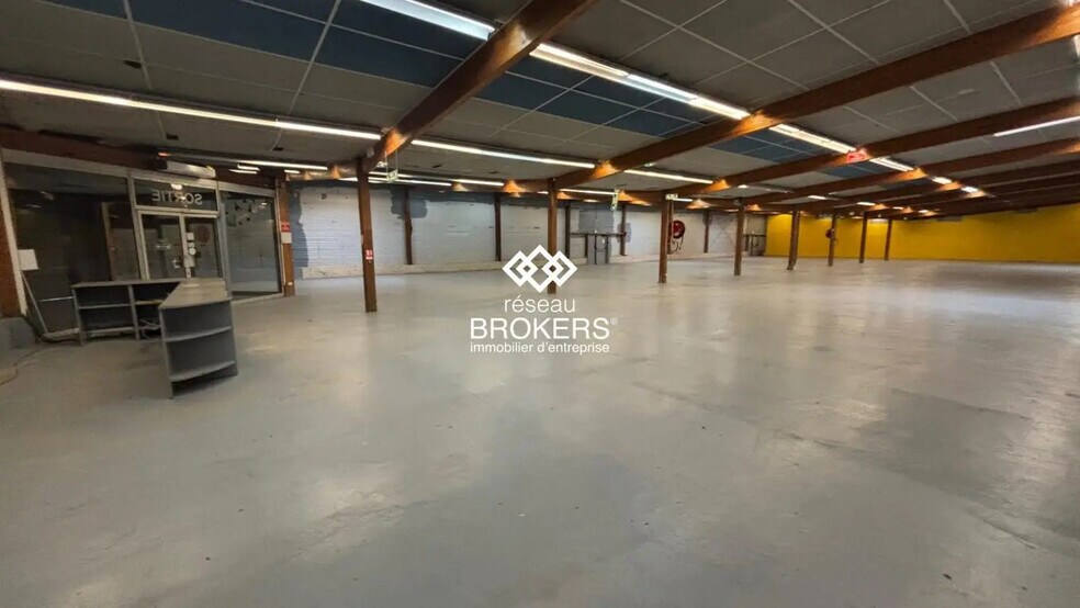 Local d’activités dans Gruchet-le-Valasse à louer - Photo intérieure – Image 3 sur 4