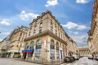 12 Rue De La Bourse, Paris à louer - Photo de l’immeuble – Image 1 sur 14