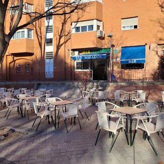 Plus de détails pour Calle de Hornachos, Madrid - Logement à vendre