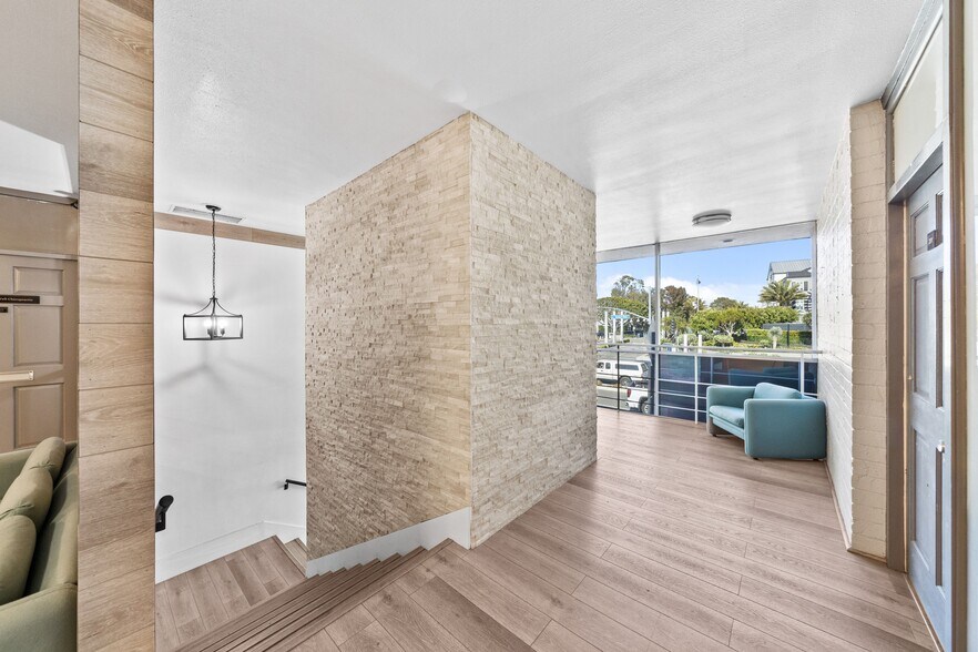 3315-3345 Newport Blvd, Newport Beach, CA à louer - Photo de l’immeuble – Image 3 sur 36