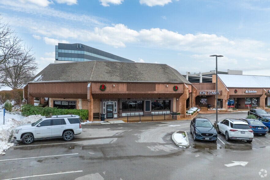 12316-12392 Olive Blvd, Creve Coeur, MO à vendre - Photo de l’immeuble – Image 2 sur 6