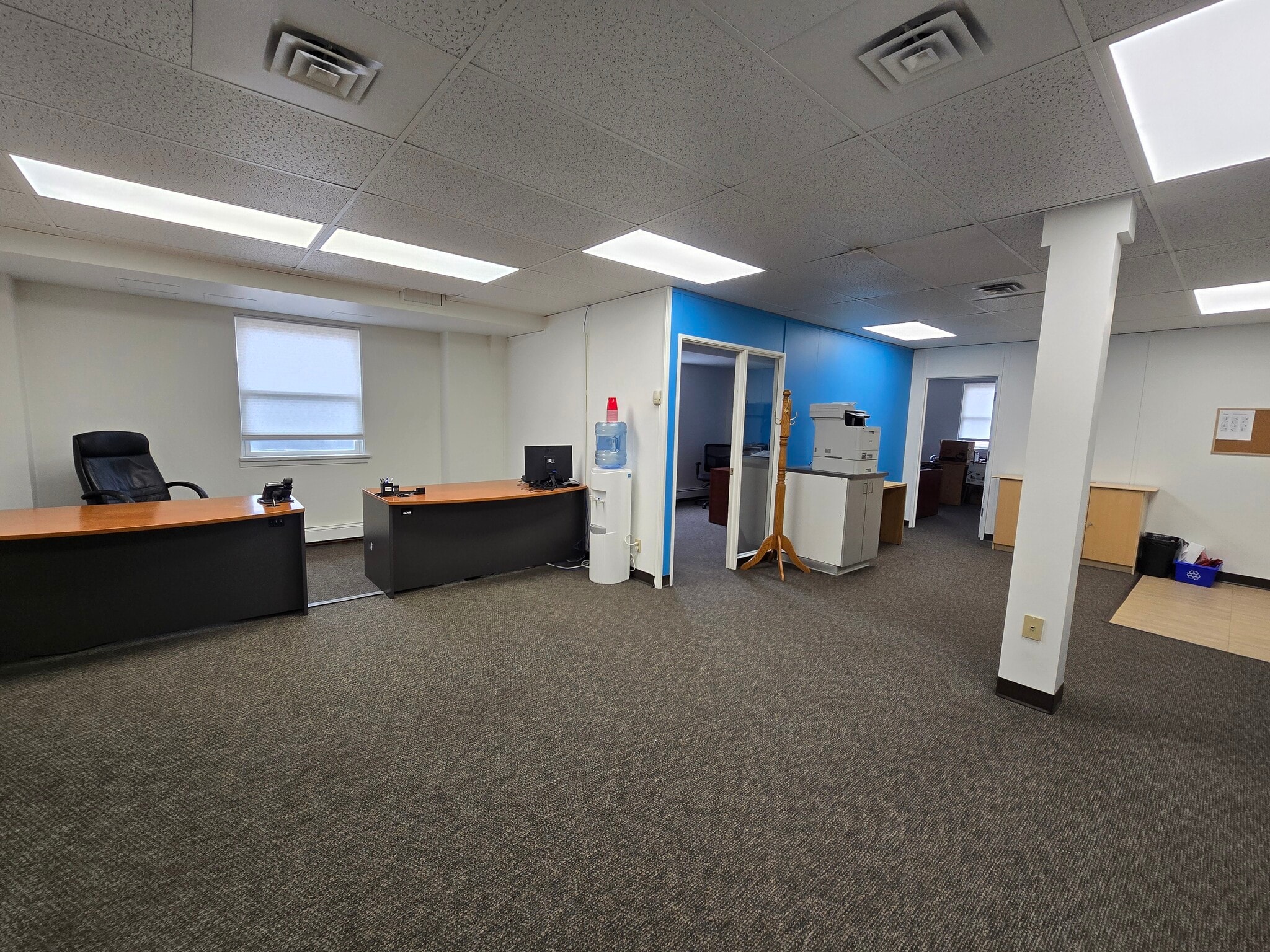 8540 109th St NW, Edmonton, AB à louer Photo intérieure– Image 1 sur 6