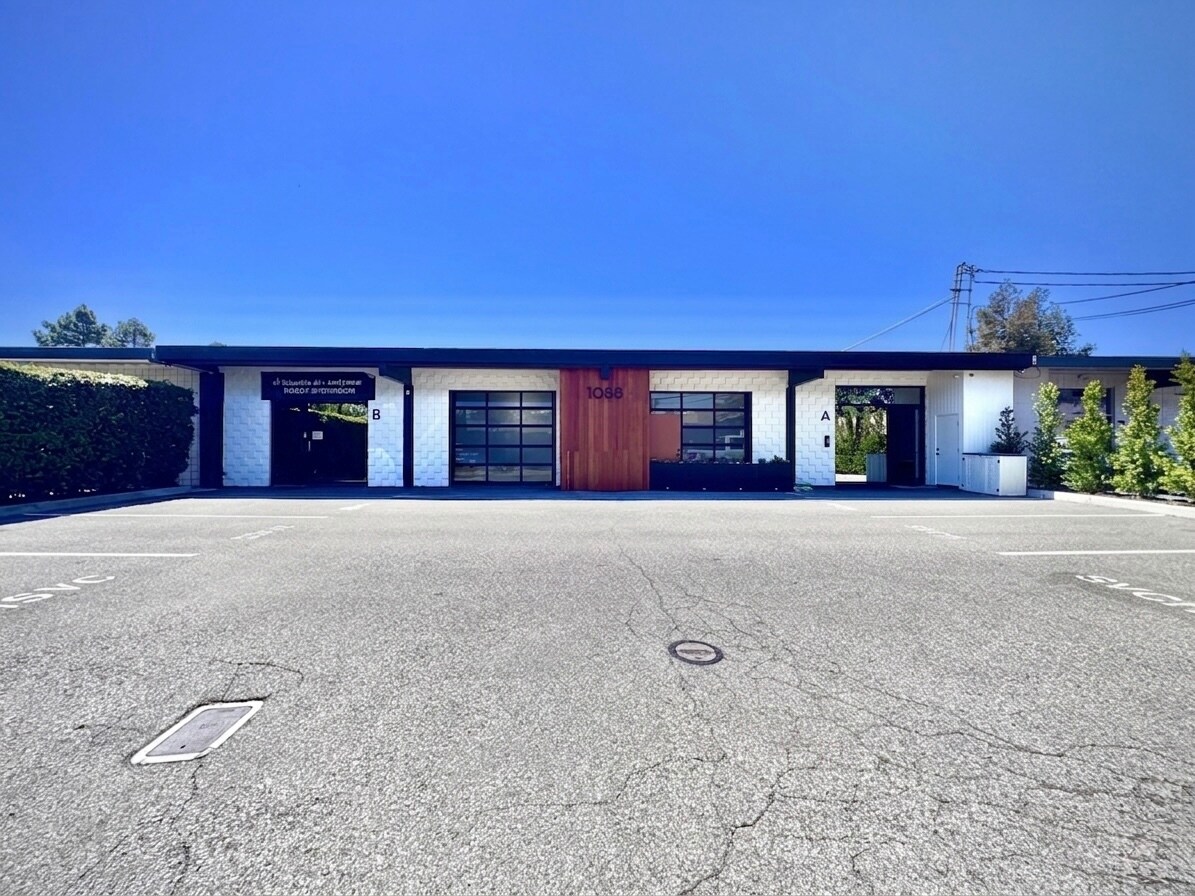 1088 Independence Ave, Mountain View, CA à vendre Photo principale– Image 1 sur 21