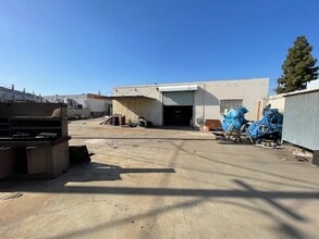 8411 Secura Way, Whittier, CA à louer Photo de l’immeuble– Image 1 sur 3