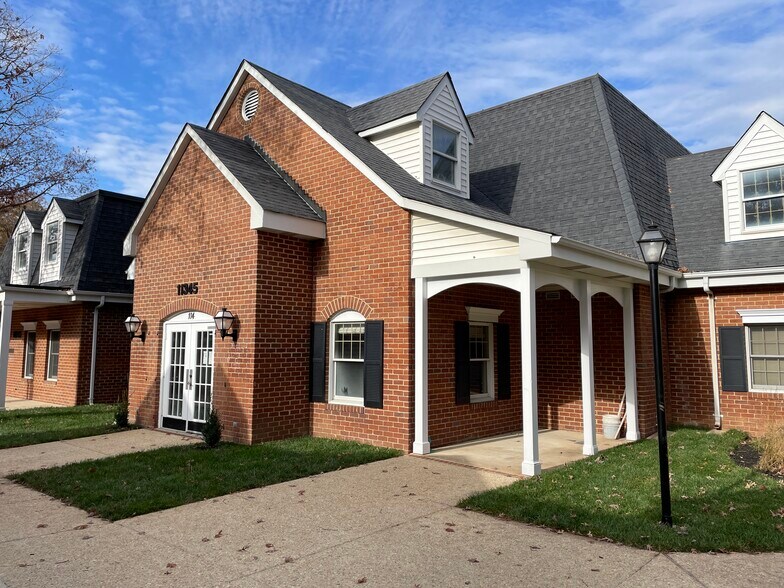 11345 Pembrooke Sq, Waldorf, MD à vendre - Photo de l’immeuble – Image 2 sur 7