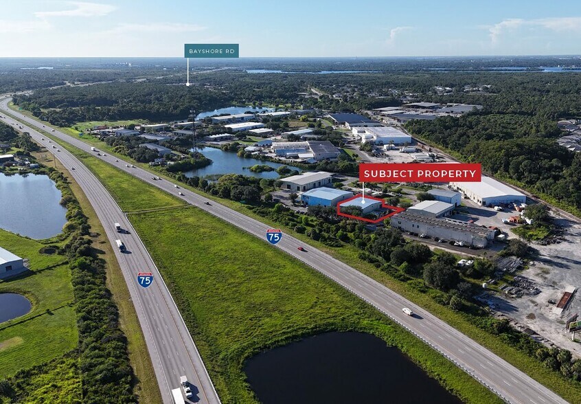 7896 Interstate Ct, North Fort Myers, FL à vendre - Aérien – Image 1 sur 8