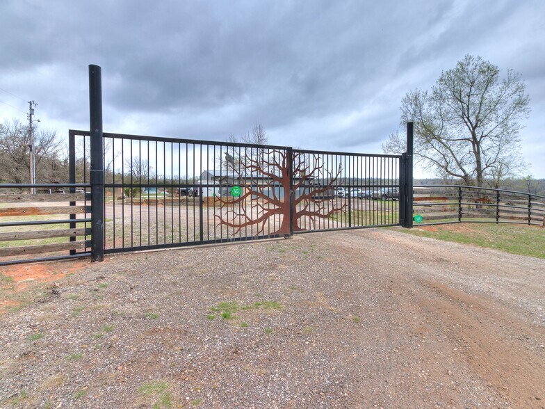 6625 S Hiwassee Rd, Oklahoma City, OK à vendre - Photo de l’immeuble – Image 3 sur 40