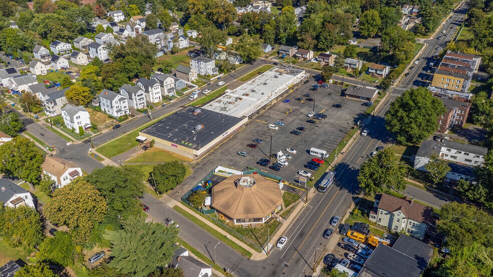 259-273 Barbour St, Hartford, CT à vendre - Photo de l’immeuble – Image 1 sur 8