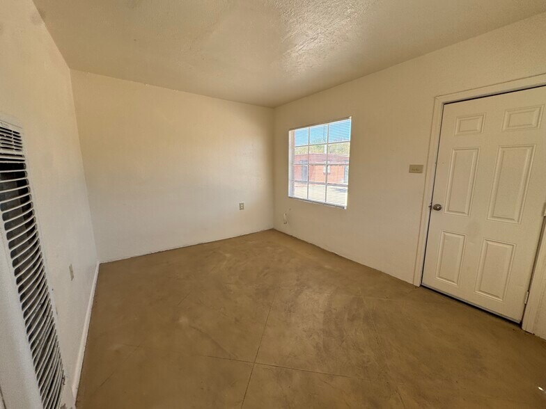 2514 N Geronimo Ave, Tucson, AZ à vendre - Photo de l’immeuble – Image 3 sur 14