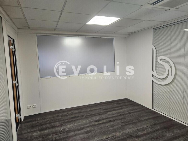 Bureau dans Palaiseau à louer - Photo intérieure – Image 2 sur 19