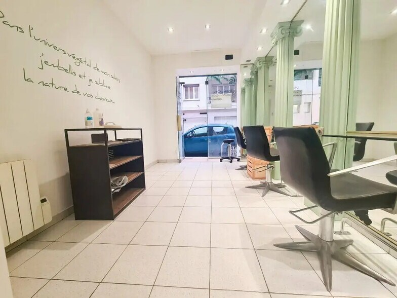 Local commercial dans Nice à louer - Photo de l’immeuble – Image 2 sur 5