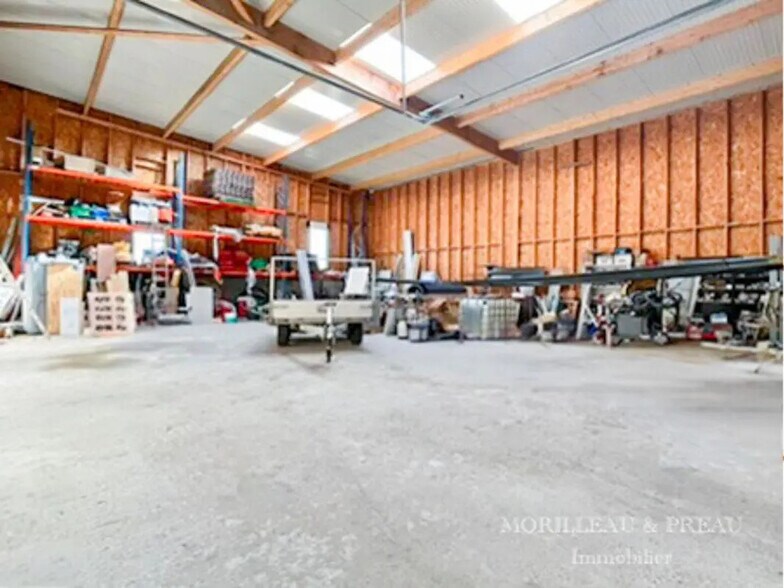 Local d'activités dans Nantes à vendre - Photo de l’immeuble – Image 3 sur 13