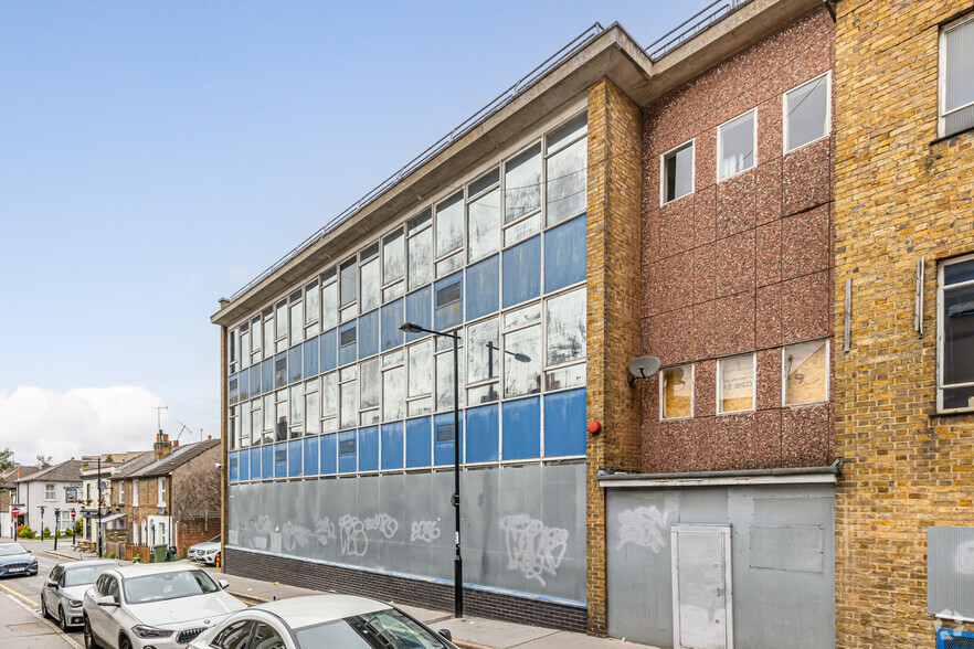 45 Laud St, Croydon à vendre - Photo de l’immeuble – Image 3 sur 3