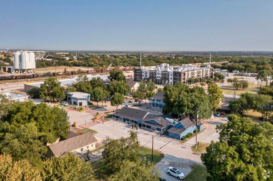 504 N Oak St, Roanoke, TX à vendre - Aérien – Image 2 sur 3