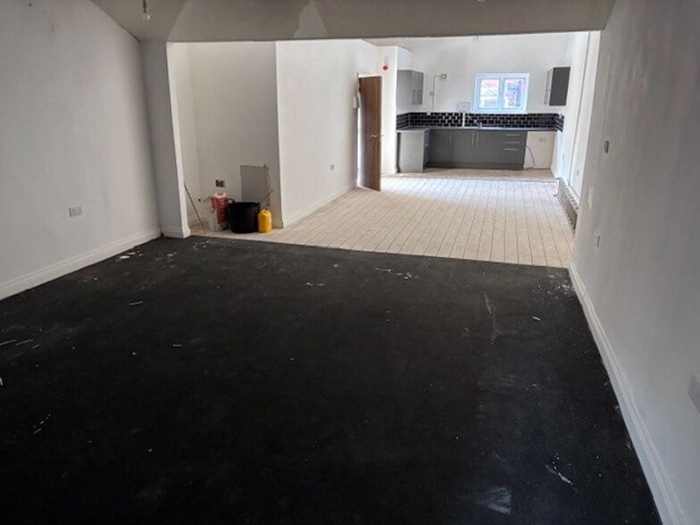 68 Drake St, Rochdale à vendre - Photo intérieure – Image 2 sur 5