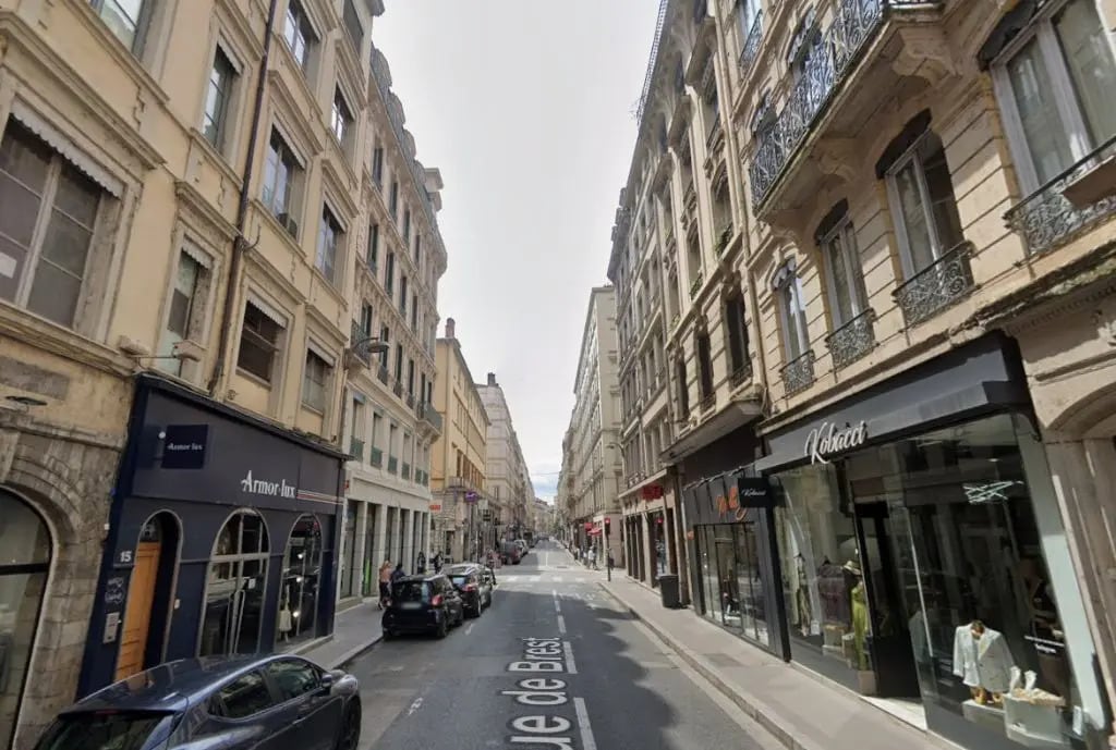 Bureau dans Lyon à louer Photo de l’immeuble– Image 1 sur 4