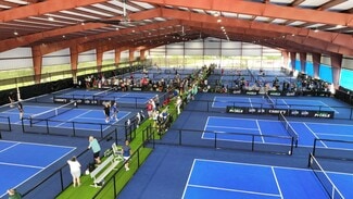 Plus de détails pour 2525 Country Club Blvd, Orange Park, FL - Sports et loisirs à vendre