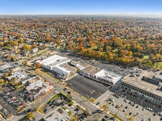 Plus de détails pour 750 White Plains Rd, Eastchester, NY - Local commercial à louer