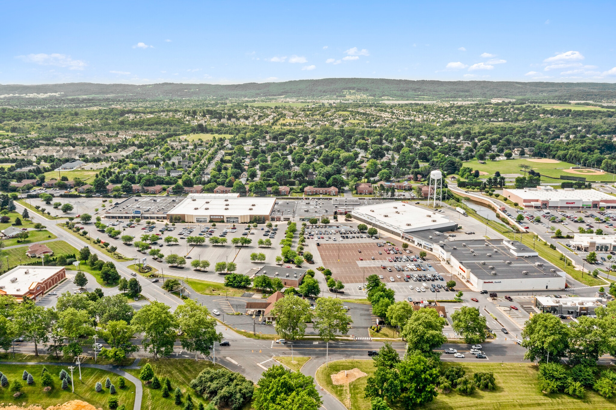 6900 Hamilton Blvd, Trexlertown, PA à louer Photo principale– Image 1 sur 48