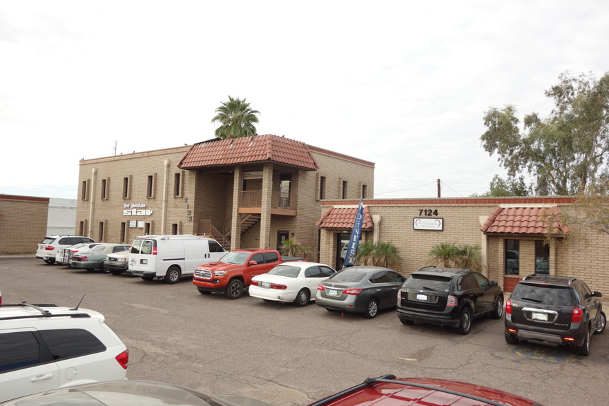 7122 N 59th Ave, Glendale, AZ à louer - Photo principale – Image 1 sur 3