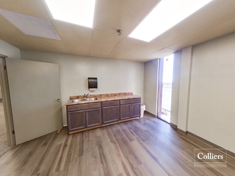 1600 N 89th St, Fairview Heights, IL à vendre - Photo intérieure – Image 3 sur 7