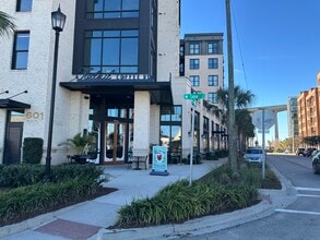 601 Indian St, Savannah, GA à louer Photo intérieure– Image 2 sur 9