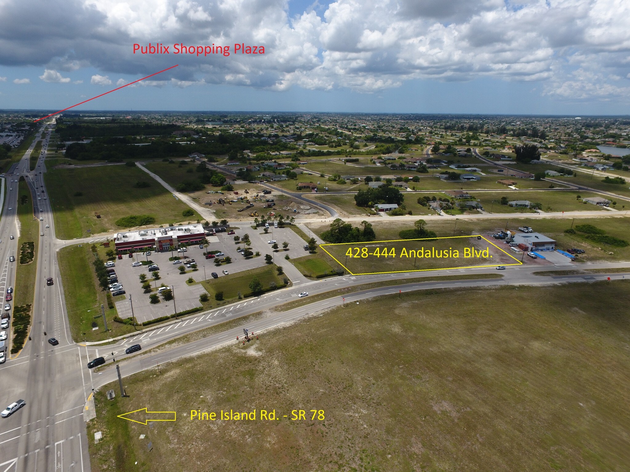 428 Andalusia Blvd, Cape Coral, FL à vendre Aérien– Image 1 sur 10