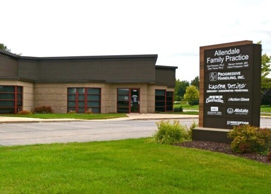 11307 Edgewater Dr, Allendale, MI à louer Photo principale– Image 1 sur 5