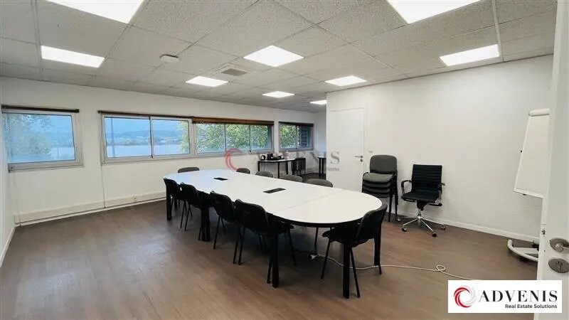 Bureau dans Bordeaux à louer - Photo de l’immeuble – Image 3 sur 12