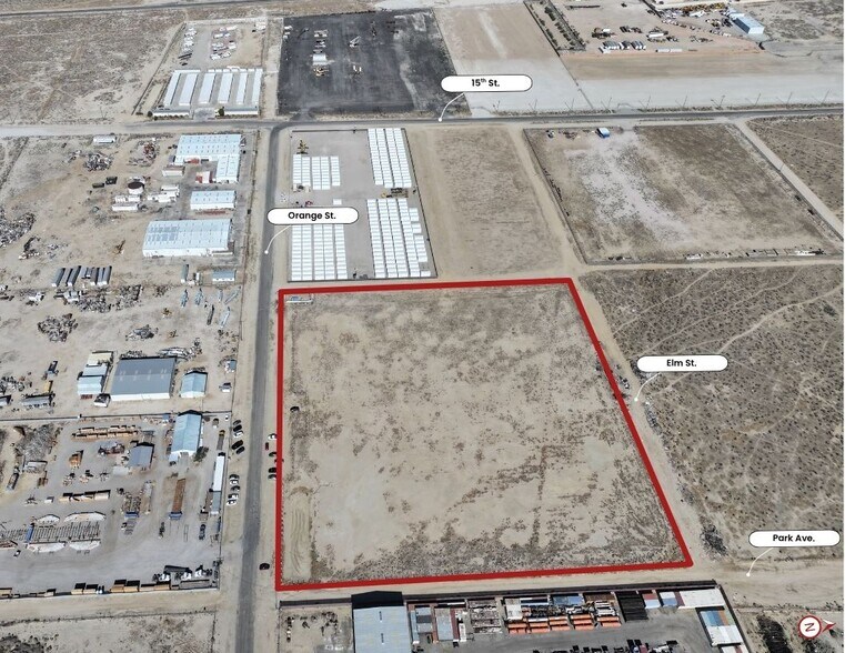 1351 Orange St, Rosamond, CA à vendre - Photo de l’immeuble – Image 2 sur 6