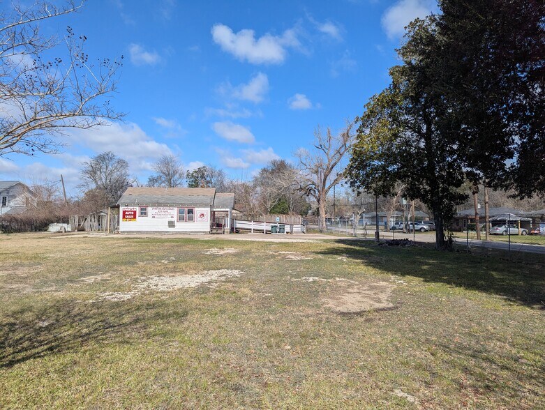 5710 Concord Rd, Beaumont, TX à vendre - Photo de l’immeuble – Image 2 sur 11