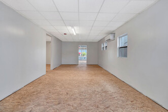 2533-2537 Far Hills Ave, Oakwood, OH à louer Photo de l’immeuble– Image 1 sur 5