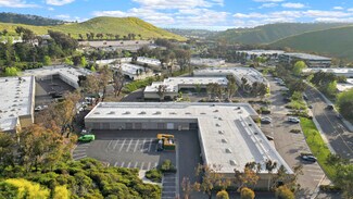 Plus de détails pour 929 Calle Negocio, San Clemente, CA - Local d'activités à louer