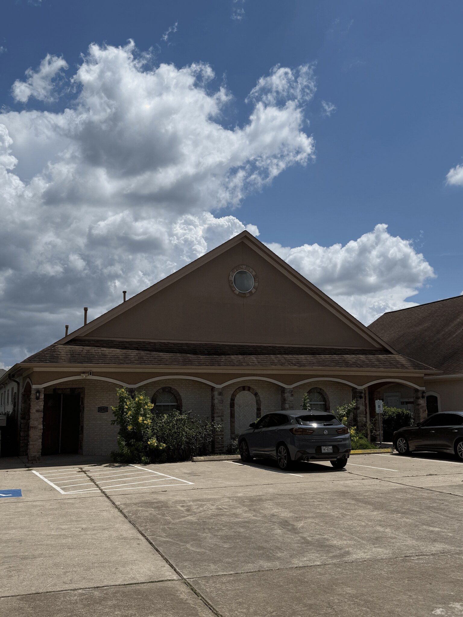 20911 Kingsland Blvd, Katy, TX à louer Photo de l’immeuble– Image 1 sur 10