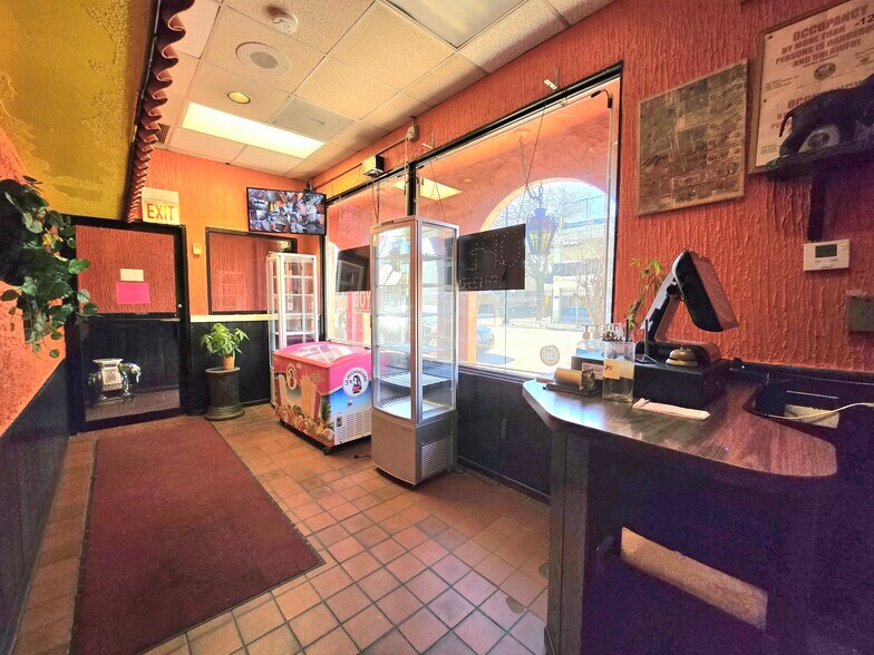 3139 N Central Ave, Chicago, IL à louer - Photo intérieure – Image 3 sur 22