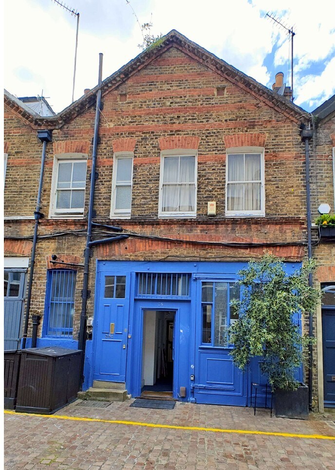26-26A Astwood Mews, Londres à louer Photo principale– Image 1 sur 5