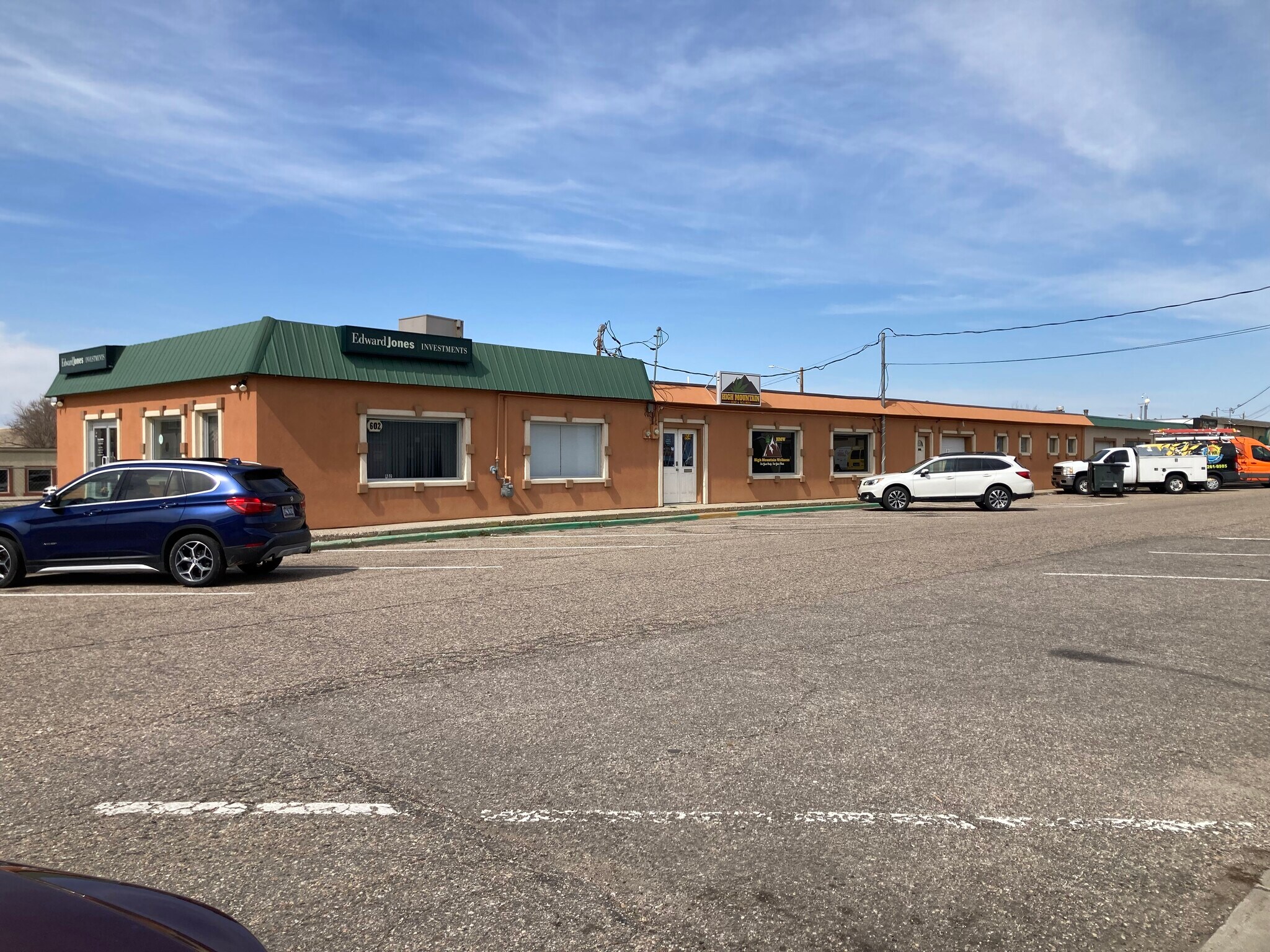 602-606 E Collins Dr, Casper, WY à vendre Photo principale– Image 1 sur 13