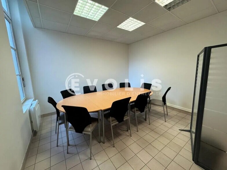 Bureau dans Amiens à louer - Photo de l’immeuble – Image 1 sur 3