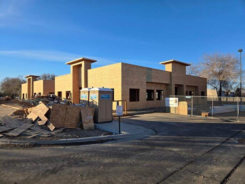 1143 12th Ave Rd, Nampa, ID à louer - Photo de l’immeuble – Image 2 sur 6