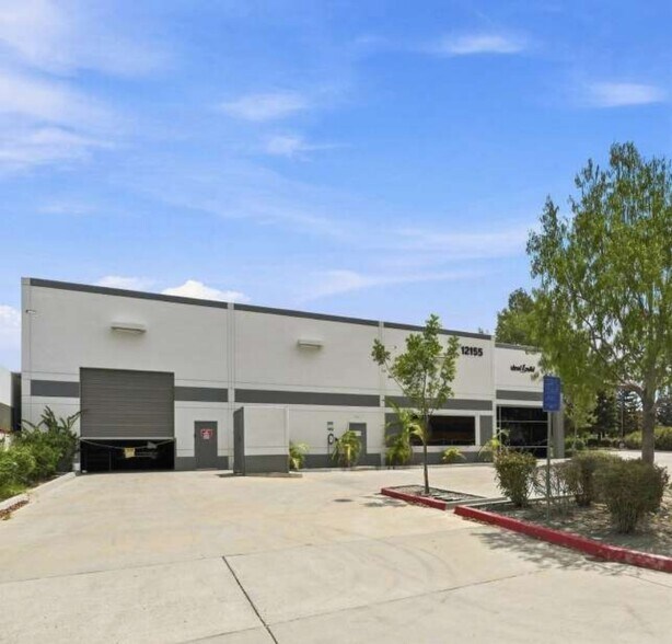 12155 Flint Pl, Poway, CA à louer - Photo de l’immeuble – Image 2 sur 5