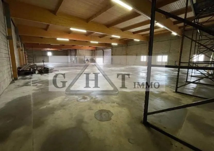 Industriel/Logistique dans Le Mesnil-Amelot à vendre - Photo intérieure – Image 2 sur 5