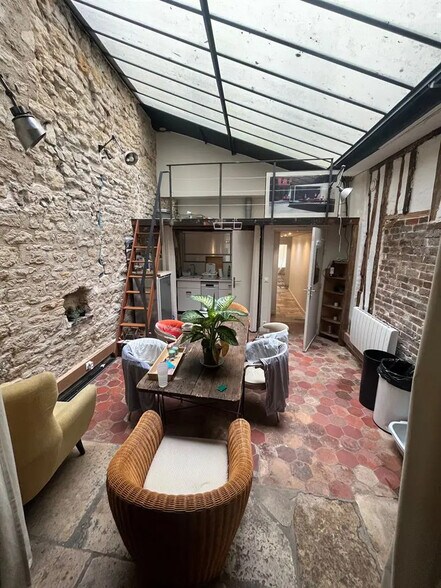 Local commercial dans Paris à louer - Photo intérieure – Image 2 sur 8